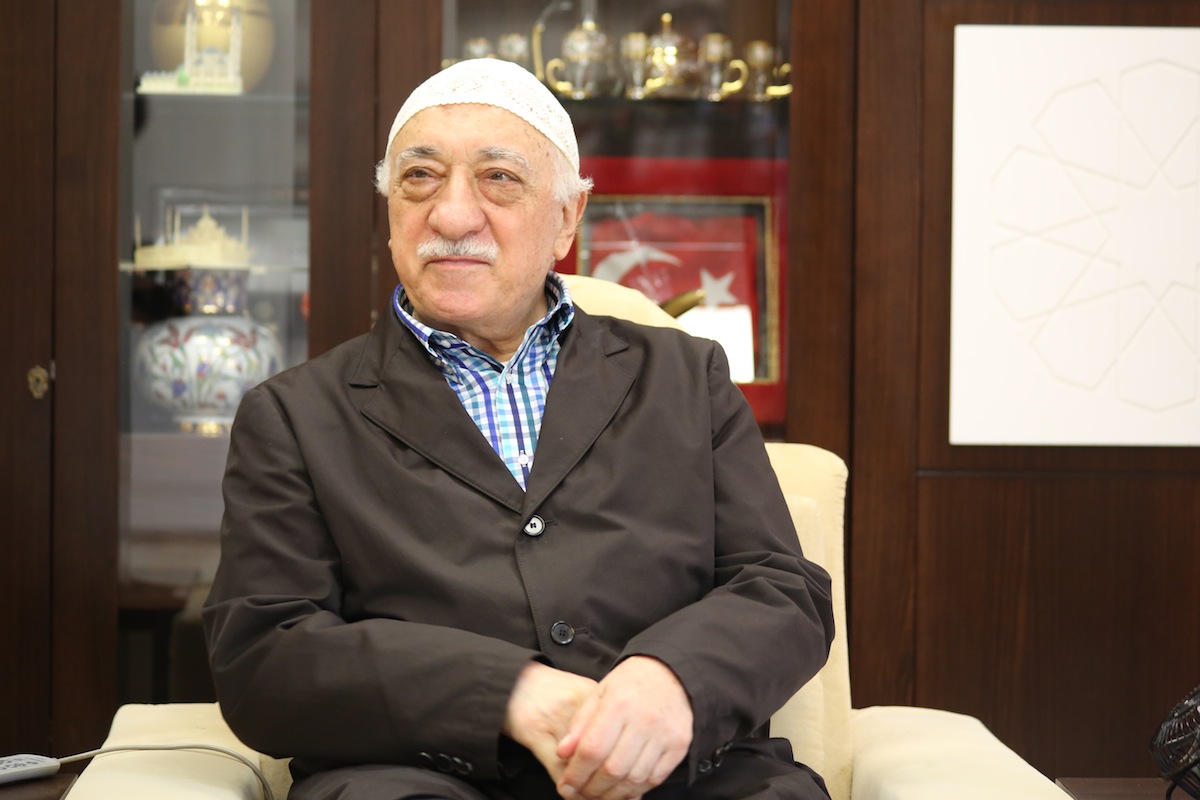 Muhterem Fethullah Gülen Hocaefendi